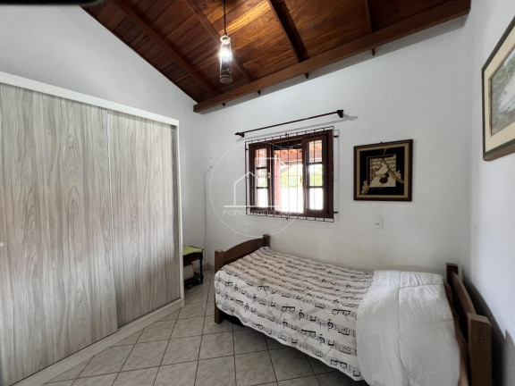 Imagem Casa com 3 Quartos à Venda, 440 m² em São João Do Rio Vermelho - Florianópolis