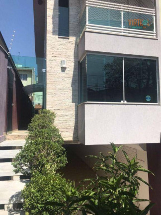 Imagem Sobrado com 3 Quartos à Venda, 283 m² em Parque São Domingos - São Paulo