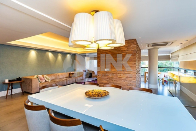 Imagem Apartamento com 3 Quartos à Venda, 162 m² em Moinhos De Vento - Porto Alegre