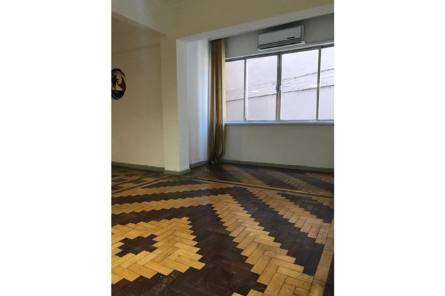 Imagem Imóvel com 2 Quartos à Venda, 81 m² em Centro Histórico - Porto Alegre Imagem Imóvel com 2 Quartos à Venda, 81 m² em Centro Histórico - Porto Alegre