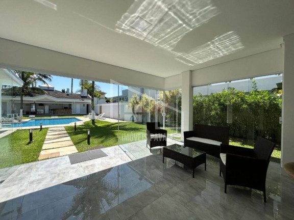 Imagem Casa com 7 Quartos para Temporada, 2.000 m² em Jardim Acapulco - Guarujá Imagem Casa com 7 Quartos para Temporada, 2.000 m² em Jardim Acapulco - Guarujá