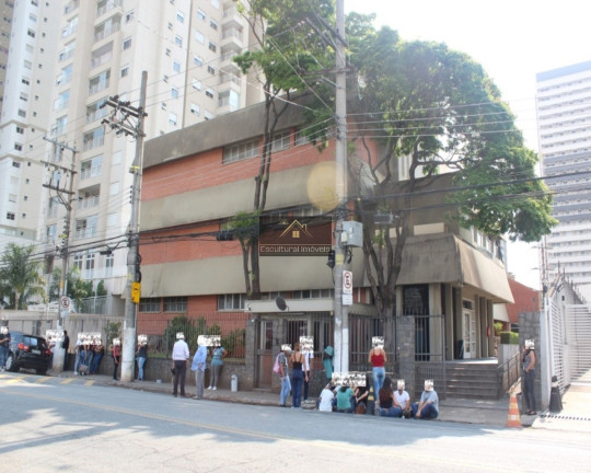Imóvel à Venda, 2.737 m² em Várzea Da Barra Funda - São Paulo