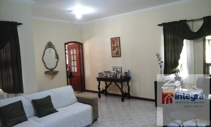Imagem Casa com 2 Quartos à Venda, 170 m² em Vila Cristóvam - Limeira Imagem Casa com 2 Quartos à Venda, 170 m² em Vila Cristóvam - Limeira