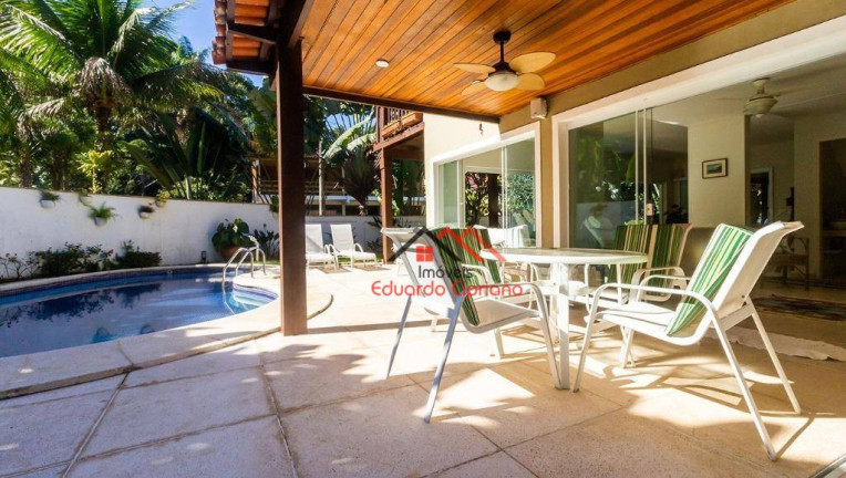 Imagem Casa com 5 Quartos à Venda, 440 m² em Massaguaçu - Caraguatatuba
