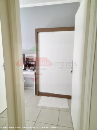 Imagem Casa com 2 Quartos à Venda, 74 m² em Vila Sao Geraldo - Taubaté Imagem Casa com 2 Quartos à Venda, 74 m² em Vila Sao Geraldo - Taubaté