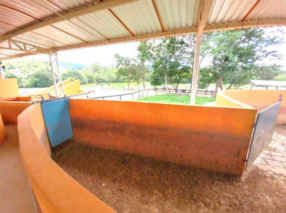 Imagem Fazenda à Venda, 392 m² em Poços De Caldas Imagem Fazenda à Venda, 392 m² em Poços De Caldas