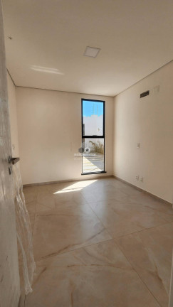 Imagem Casa com 4 Quartos à Venda, 158 m² em Precabura - Eusébio Imagem Casa com 4 Quartos à Venda, 158 m² em Precabura - Eusébio
