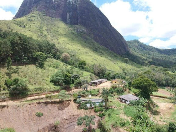 Imagem Imóvel com 3 Quartos à Venda, 280.000 m² em Santa Rosa - Teresópolis Imagem Imóvel com 3 Quartos à Venda, 280.000 m² em Santa Rosa - Teresópolis