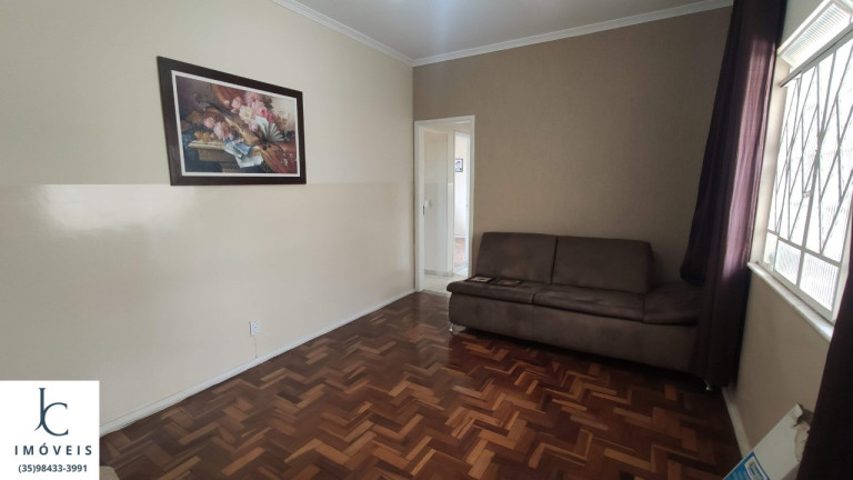 Imagem Casa com 3 Quartos à Venda, 178 m² em Centro - São Lourenço Imagem Casa com 3 Quartos à Venda, 178 m² em Centro - São Lourenço