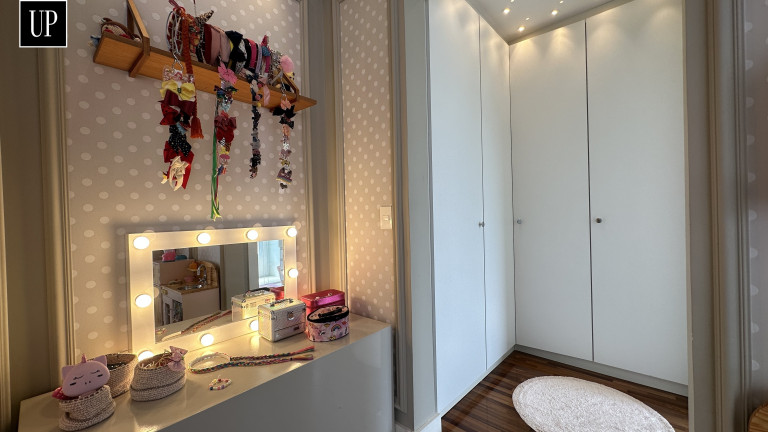 Imagem Casa com 4 Quartos à Venda, 450 m² em Alphaville - Santana De Parnaíba Imagem Casa com 4 Quartos à Venda, 450 m² em Alphaville - Santana De Parnaíba