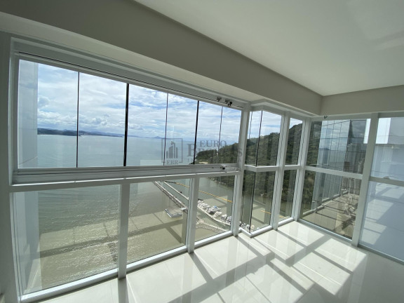 Imagem Apartamento com 5 Quartos à Venda, 237 m² em Centro - Balneário Camboriú Imagem Apartamento com 5 Quartos à Venda, 237 m² em Centro - Balneário Camboriú