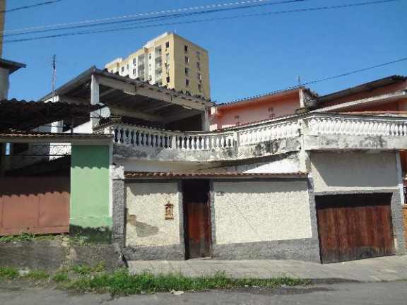 Imagem Casa com 4 Quartos à Venda, 300 m² em Centro - Belford Roxo Imagem Casa com 4 Quartos à Venda, 300 m² em Centro - Belford Roxo