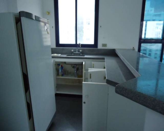 Imagem Imóvel com 4 Quartos à Venda, 234 m² em Pitangueiras - Guarujá