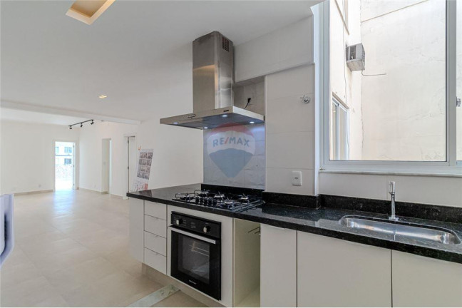 Imagem Apartamento com 3 Quartos à Venda, 133 m² em Copacabana - Rio De Janeiro Imagem Apartamento com 3 Quartos à Venda, 133 m² em Copacabana - Rio De Janeiro