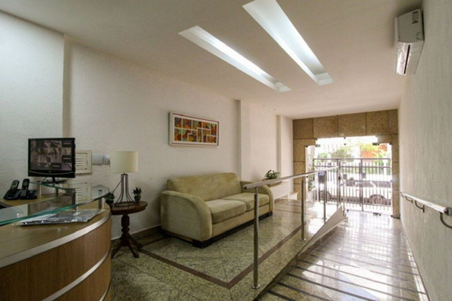 Imagem Imóvel com 3 Quartos à Venda, em Botafogo - Rio De Janeiro Imagem Imóvel com 3 Quartos à Venda, em Botafogo - Rio De Janeiro