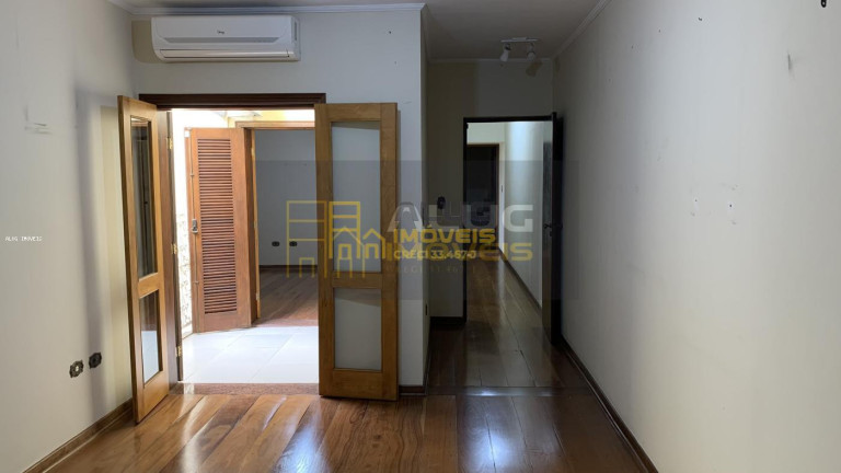 Imagem Casa com 3 Quartos à Venda, 230 m² em Vila Osasco - Osasco Imagem Casa com 3 Quartos à Venda, 230 m² em Vila Osasco - Osasco