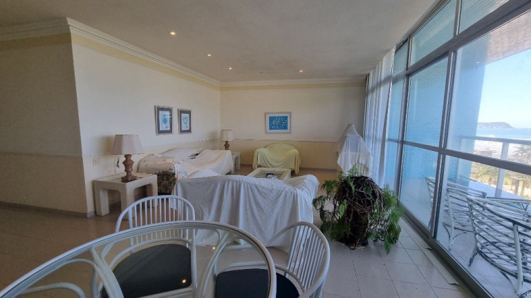 Imagem Apartamento com 3 Quartos à Venda, 194 m² em Pitangueiras - Guarujá Imagem Apartamento com 3 Quartos à Venda, 194 m² em Pitangueiras - Guarujá