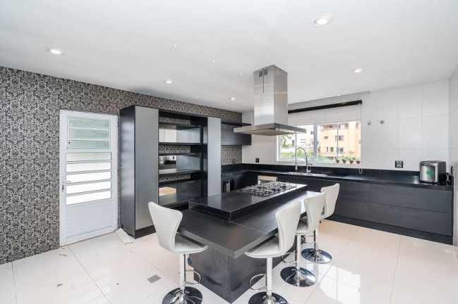 Imagem Casa com 4 Quartos à Venda, 751 m² em Jardim Social - Curitiba Imagem Casa com 4 Quartos à Venda, 751 m² em Jardim Social - Curitiba