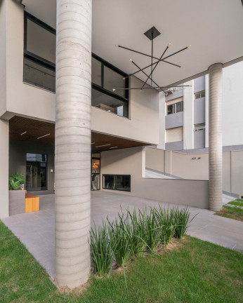Imagem Apartamento com 2 Quartos à Venda, 67 m² em Menino Deus - Porto Alegre Imagem Apartamento com 2 Quartos à Venda, 67 m² em Menino Deus - Porto Alegre