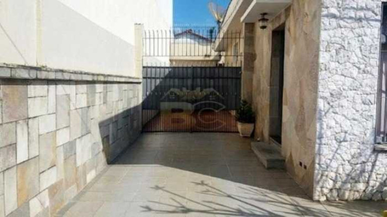 Imagem Casa com 3 Quartos à Venda, 138 m² em Indianópolis - São Paulo