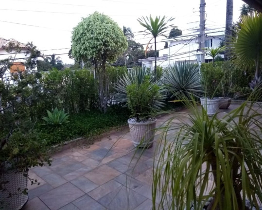 Imagem Sobrado com 4 Quartos à Venda, 439 m² em Jardim Leonor - São Paulo