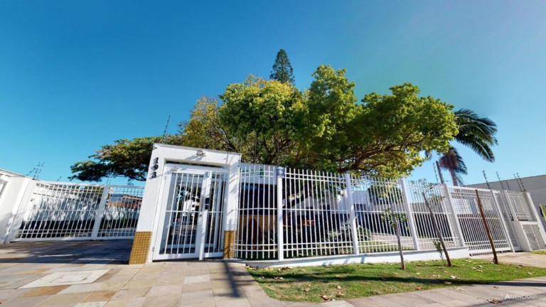 Imagem Imóvel com 3 Quartos à Venda, 76 m² em Camaquã - Porto Alegre Imagem Imóvel com 3 Quartos à Venda, 76 m² em Camaquã - Porto Alegre