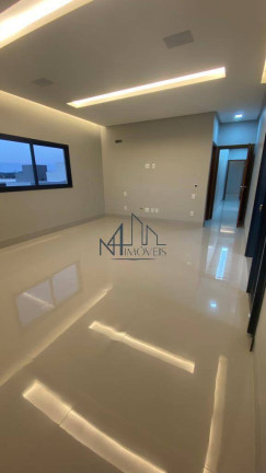 Imagem Sobrado com 3 Quartos à Venda, 312 m² em Residencial Parqville Jacarandá - Aparecida De Goiânia Imagem Sobrado com 3 Quartos à Venda, 312 m² em Residencial Parqville Jacarandá - Aparecida De Goiânia
