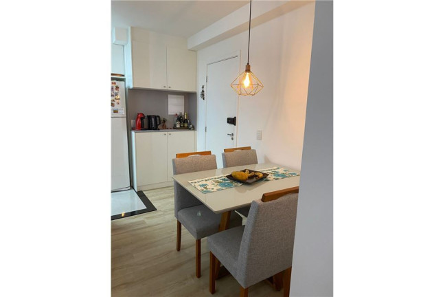 Imóvel com 2 Quartos à Venda,  em Vila Ema - São Paulo