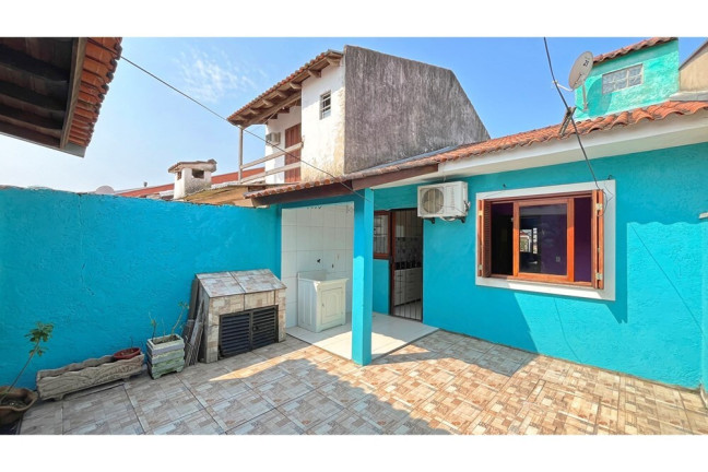Imagem Casa com 2 Quartos à Venda, em Hípica - Porto Alegre Imagem Casa com 2 Quartos à Venda, em Hípica - Porto Alegre