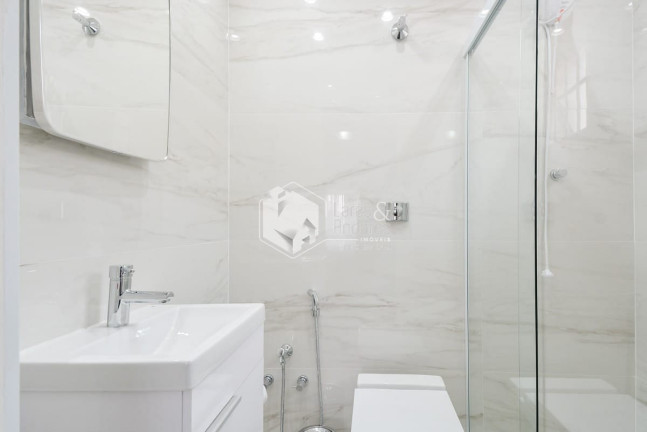 Imagem Casa com 3 Quartos à Venda, 200 m² em Ipiranga - São Paulo Imagem Casa com 3 Quartos à Venda, 200 m² em Ipiranga - São Paulo