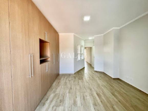 Imagem Casa com 3 Quartos à Venda, 330 m² em Nova Gardênia - Atibaia Imagem Casa com 3 Quartos à Venda, 330 m² em Nova Gardênia - Atibaia