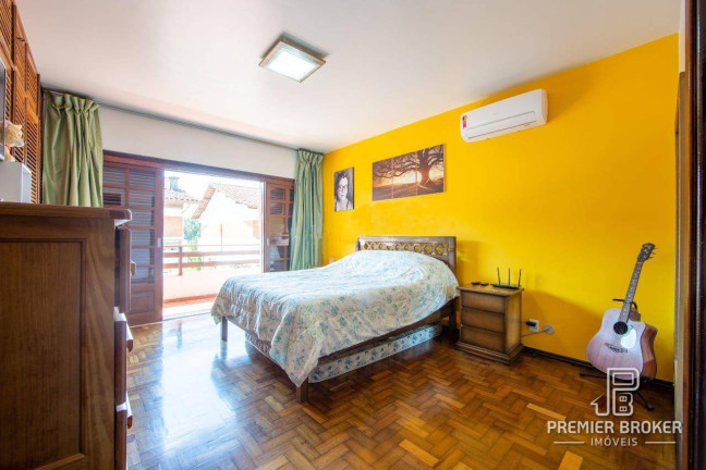 Imagem Casa com 4 Quartos à Venda, 182 m² em Alto - Teresópolis Imagem Casa com 4 Quartos à Venda, 182 m² em Alto - Teresópolis