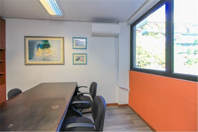 Imagem Sala Comercial à Venda, em Moinhos De Vento - Porto Alegre Imagem Sala Comercial à Venda, em Moinhos De Vento - Porto Alegre