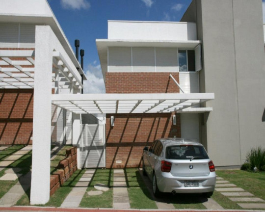 Imagem Imóvel com 3 Quartos à Venda, em Agronomia - Porto Alegre Imagem Imóvel com 3 Quartos à Venda, em Agronomia - Porto Alegre
