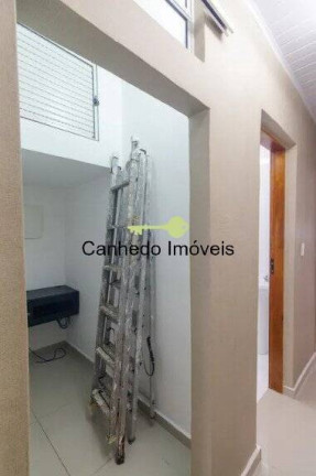 Imagem Casa com 7 Quartos à Venda, 180 m² em Jardim Aeroporto - São Paulo