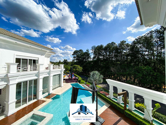 Imagem Casa com 7 Quartos à Venda, 1.600 m² Imagem Casa com 7 Quartos à Venda, 1.600 m²