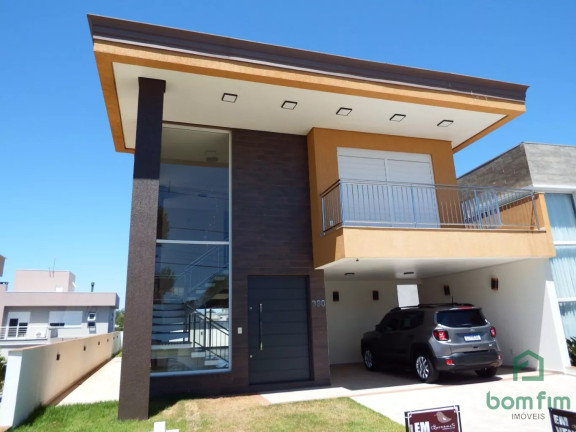 Casa com 3 Quartos à Venda, 222 m² em Centro - Viamão