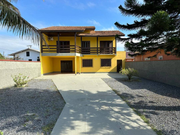 Imagem Casa com 4 Quartos à Venda, 200 m² em Salinas - Balneário Barra Do Sul Imagem Casa com 4 Quartos à Venda, 200 m² em Salinas - Balneário Barra Do Sul
