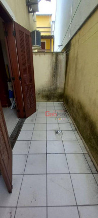 Imagem Casa de Condomínio com 2 Quartos à Venda ou Locação, 68 m² em Braga - Cabo Frio