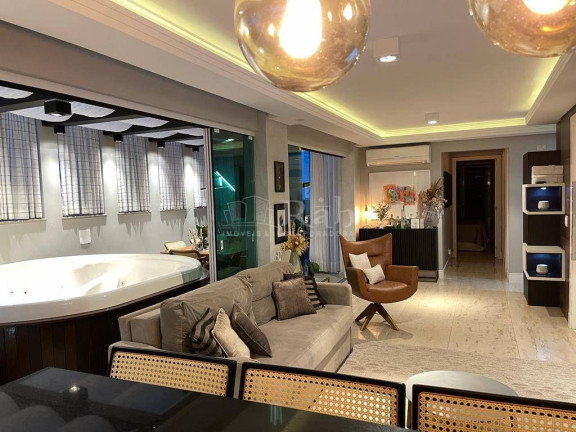 Apartamento com 2 Quartos à Venda, 186 m² em Pioneiros - Balneário Camboriú