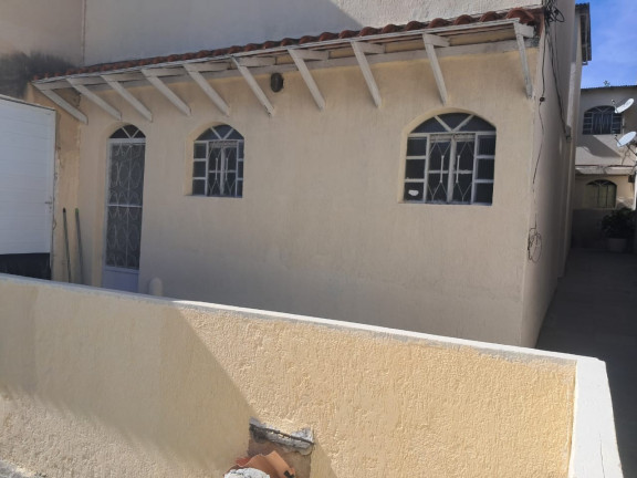 Imagem Casa com 1 Quarto à Venda, em Campo Grande - Rio De Janeiro Imagem Casa com 1 Quarto à Venda, em Campo Grande - Rio De Janeiro