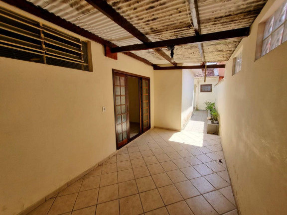 Casa com 3 Quartos à Venda, 135 m² em Jardim Mesquita - Jacareí