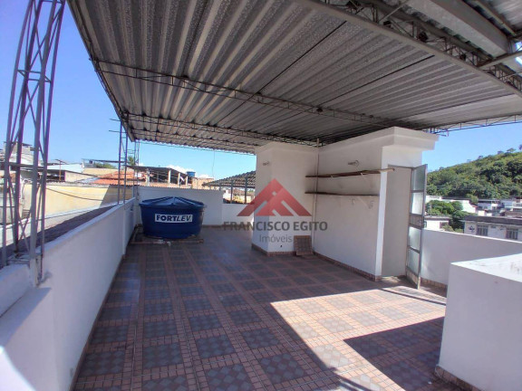 Imagem Casa com 4 Quartos à Venda, 130 m² em Venda Da Cruz - Niterói Imagem Casa com 4 Quartos à Venda, 130 m² em Venda Da Cruz - Niterói