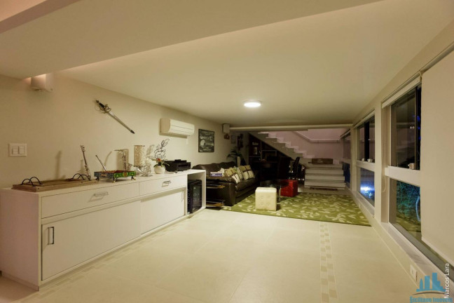 Imagem Casa de Condomínio com 4 Quartos à Venda, 400 m² em Pedro Do Rio - Petrópolis Imagem Casa de Condomínio com 4 Quartos à Venda, 400 m² em Pedro Do Rio - Petrópolis