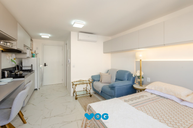 Imagem Imóvel com 1 Quarto à Venda, 25 m² em Rio Branco - Porto Alegre