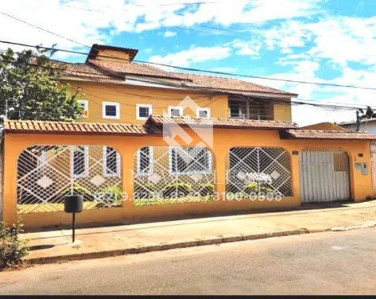 Sobrado com 4 Quartos à Venda, 205 m² em Jardim Novo Mundo - Goiânia