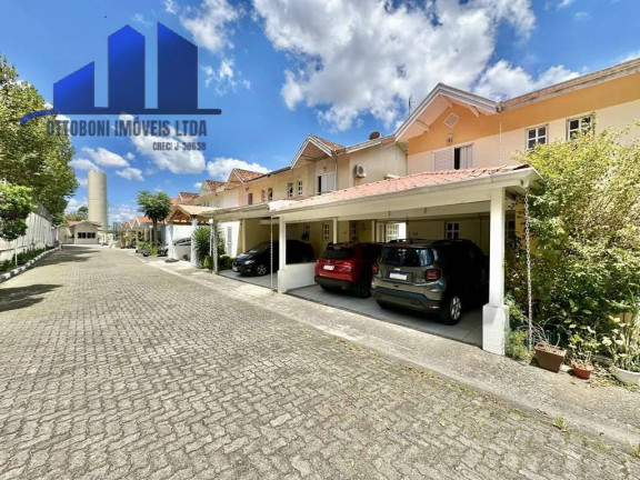 Casa à Venda,  em Chácara Pavoeiro - Cotia