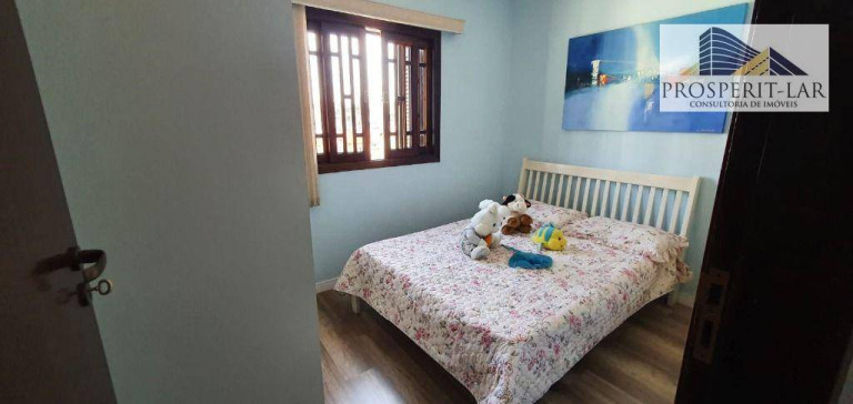 Imagem Sobrado com 3 Quartos à Venda, 179 m² em Parque Renato Maia - Guarulhos Imagem Sobrado com 3 Quartos à Venda, 179 m² em Parque Renato Maia - Guarulhos