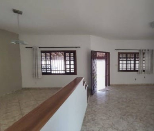 Imagem Casa com 2 Quartos à Venda, 157 m² em Vila Suiça - Pindamonhangaba