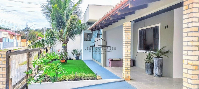 Imagem Casa com 2 Quartos à Venda,  em Armação - Penha